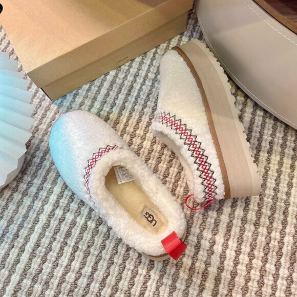 UGG TAZZ UGG BRAID SHEEPSKIN PLATFORM SLIPPERS SHOES - Picture 4 of 9